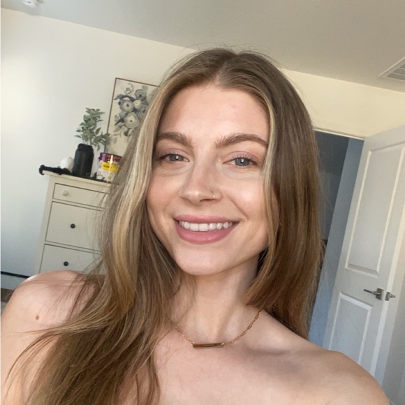 sydneyrene27